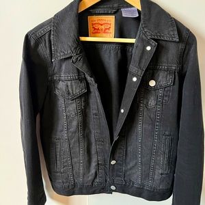 Levi’s original black jean jacket